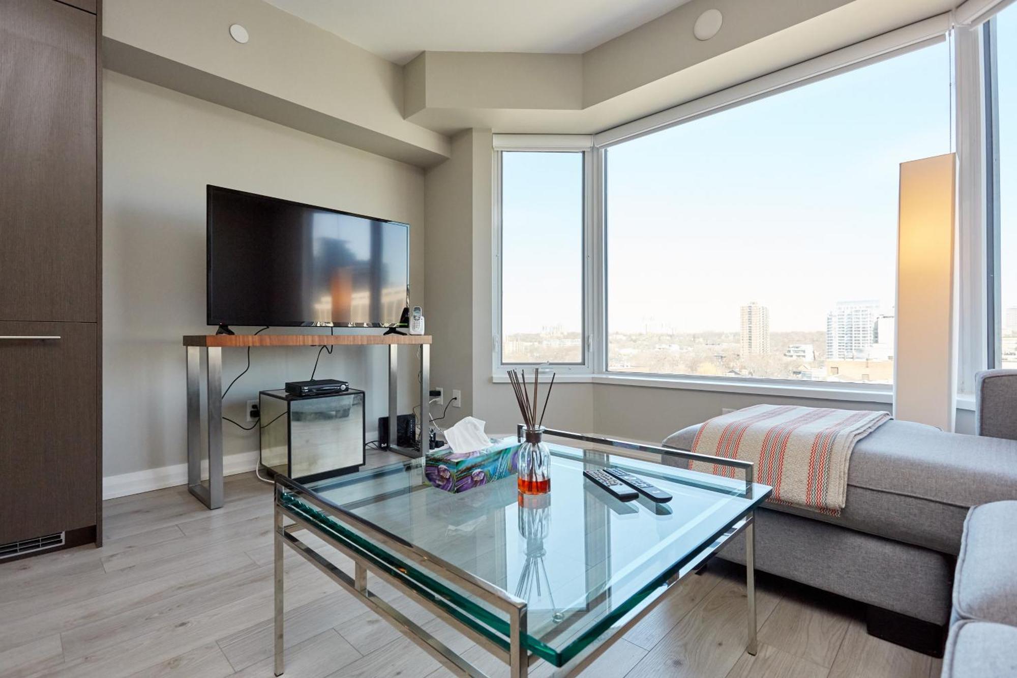 Atlas Suites - Yorkville Furnished Apartments Торонто Екстер'єр фото
