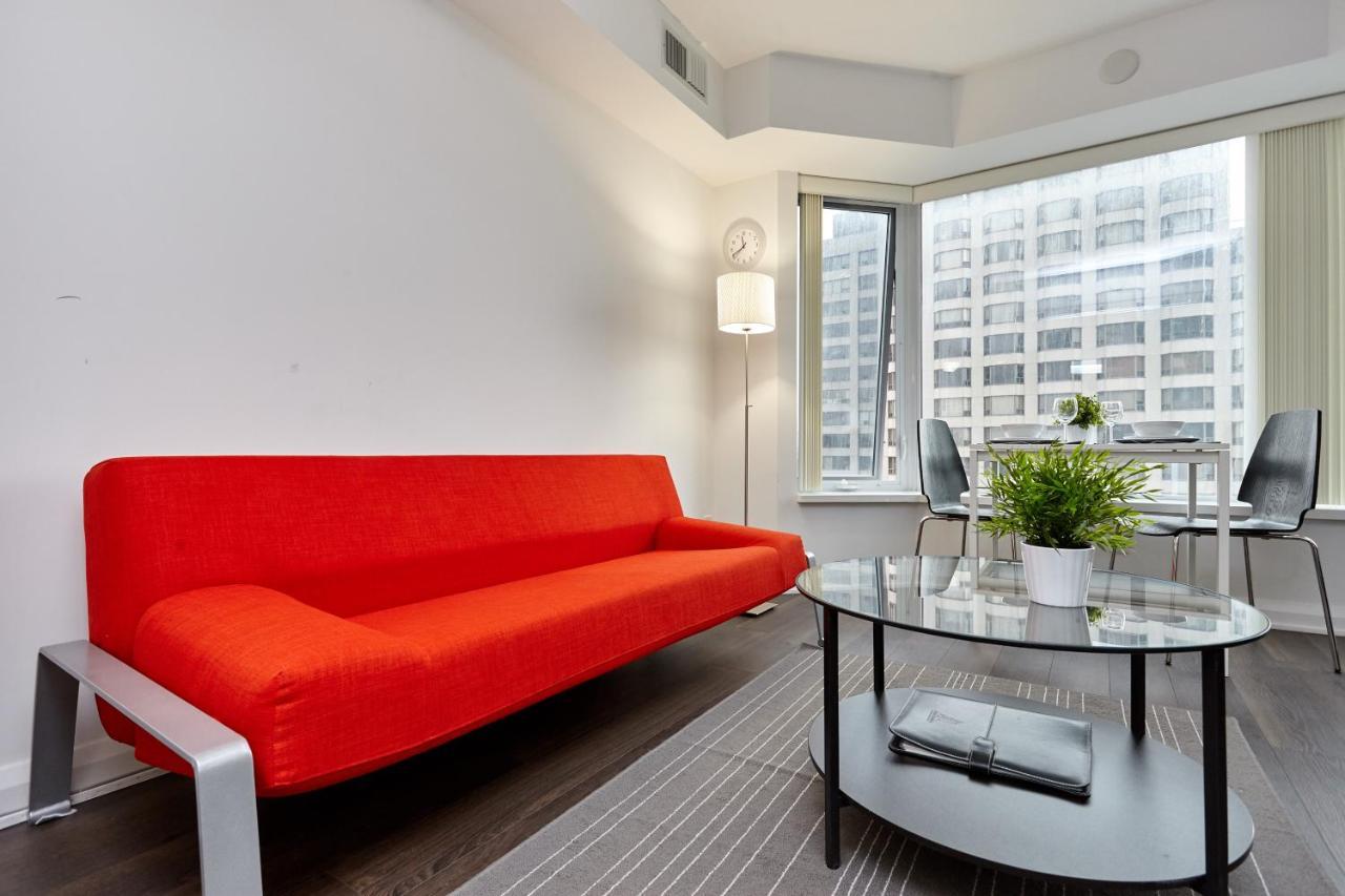 Atlas Suites - Yorkville Furnished Apartments Торонто Екстер'єр фото