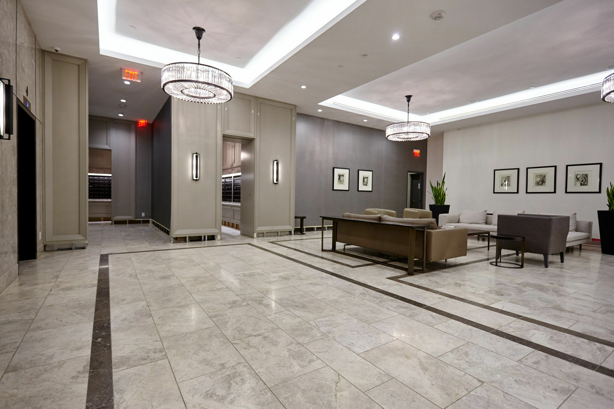 Atlas Suites - Yorkville Furnished Apartments Торонто Екстер'єр фото